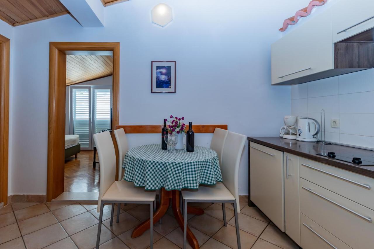 Marusici  Apartments Villa Jadranka מראה חיצוני תמונה